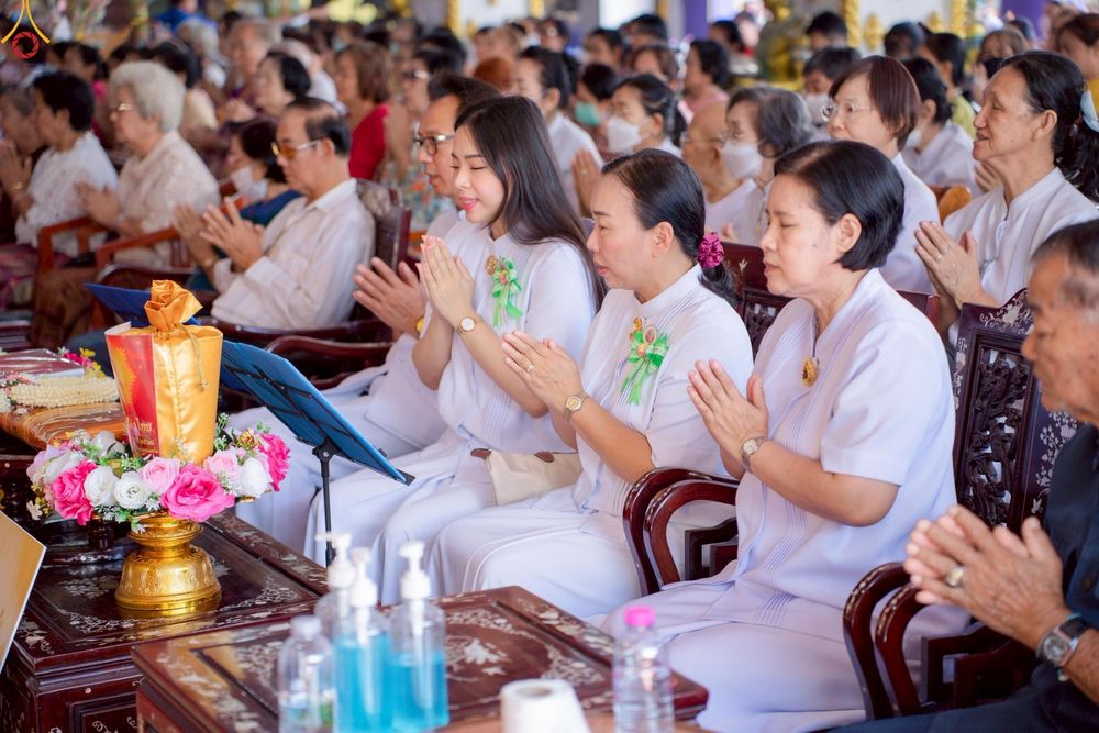 ภาพ No.263675:วันที่ 23 ตุลาคม พ.ศ. 2568 พิธีทอดกฐินสามัคคีทั่วไทย 30,000 วัด โดยคณะศิษยานุศิษย์ บูชาธรรม 81 ปี หลวงพ่อธัมมชโย ณ วัดชังเรือง อ.พระประแดง จ.สมุทรปราการ