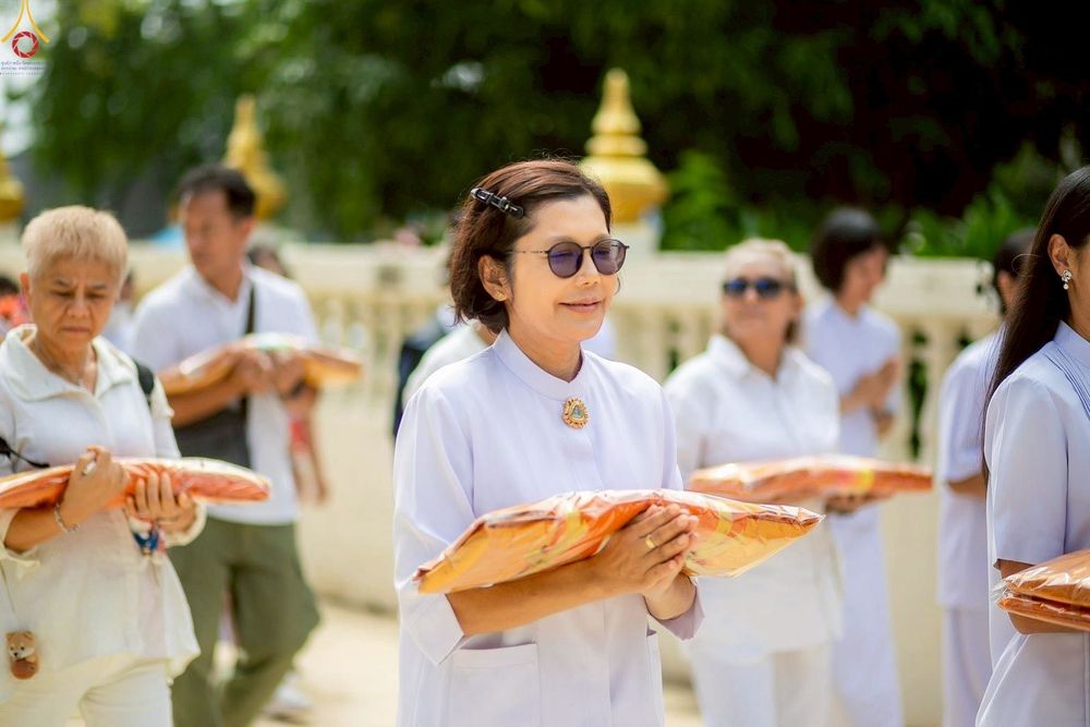 ภาพ No.255976:วันที่ 15 ตุลาคม พ.ศ. 2568 พิธีทอดกฐินสามัคคีทั่วไทย 30,000 วัด โดยคณะศิษยานุศิษย์ บูชาธรรม 81 ปี หลวงพ่อธัมมชโย ณ วัดตะโกสูง อ.ดอนตูม จ.นครปฐม