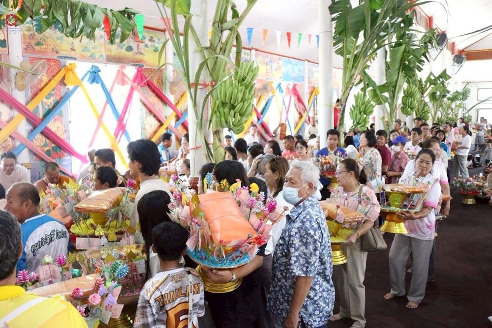 ภาพ No.259012:วันที่ 19 ตุลาคม พ.ศ. 2568 พิธีทอดกฐินสามัคคีทั่วไทย 30,000 วัด โดยคณะศิษยานุศิษย์ บูชาธรรม 81 ปี หลวงพ่อธัมมชโย วัดบางไผ่นารถ อ.บางเลน จ.นครปฐม