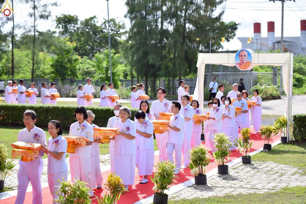 ภาพ No.241259:วันอาทิตย์ที่ 24 สิงหาคม พ.ศ.2568 พิธีปฐมผ้าป่าสถาปนาองค์พระเจดีย์เพื่อสร้างสันติภาพโลก พิธีไถ่ชีวิตโค สร้างมหากุศลด้วยการให้ชีวิตสัตว์เป็นทาน ณ ศูนย์ปฏิบัติธรรมสระบุรี อ.พระพุทธบาท จ.สระบุรี