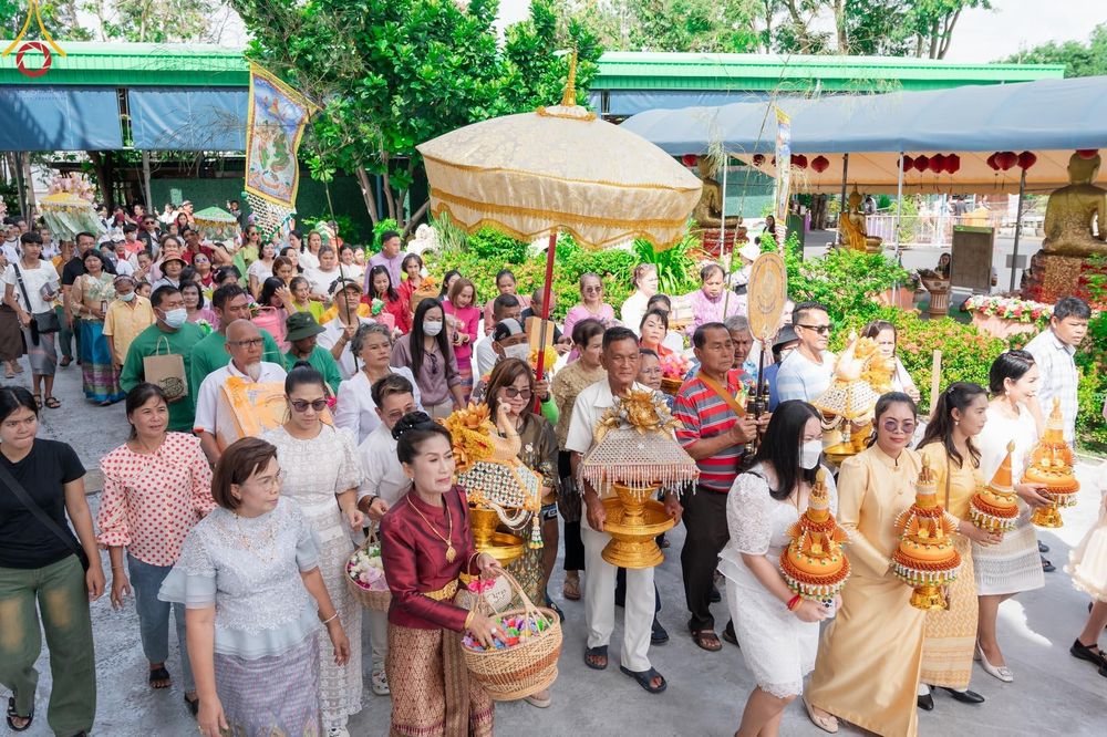 ภาพ No.165888:พิธีทอดกฐิน ณ วัดเขาตะแบก อ.ศรีราชา จ.ชลบุรี ในโครงการกฐินสามัคคีทั่วไทย 30,000 วัด บูชาธรรม 80 ปี หลวงพ่อธัมมชโย โดยคณะศิษยานุศิษย์วัดพระธรรมกาย วันที่ 20 ตุลาคม พ.ศ. 2567