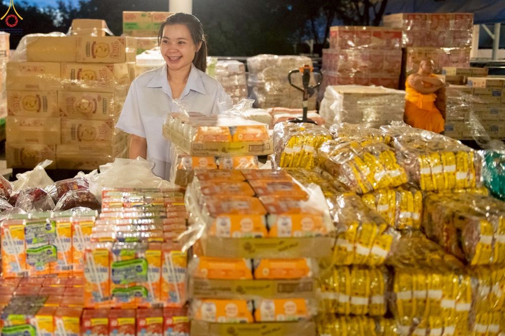 ภาพ No.263865:วันอาทิตย์ที่ 2 พฤศจิกายน พ.ศ. 2568 พิธีตักบาตรอาทิตย์ต้นเดือน ณ บ้านแก้วเรือนทองคุณยายฯ วัดพระธรรมกาย