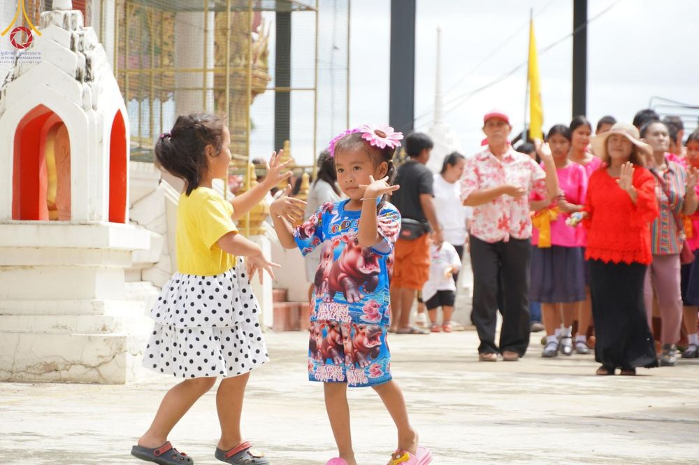 ภาพ No.163612:โครงการกฐินสามัคคีทั่วไทย 30,000 วัด บูชาธรรม 80 ปี หลวงพ่อธัมมชโย โดย คณะศิษยานุศิษย์วัดพระธรรมกาย ณ วัดปิ่นแก้ว จ.พระนครศรีอยธยา วันที่ 20 ตุลาคม พ.ศ. 2567