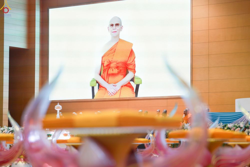 ภาพ No.318577:วันอาทิตย์ต้นเดือนที่ 5 เมษายน พ.ศ.2569 พิธีทอดผ้าป่าสมทบมหาสังฆทาน 40,000 กว่าวัดทั่วประเทศ ณ สภาธรรมกายสากล วัดพระธรรมกาย