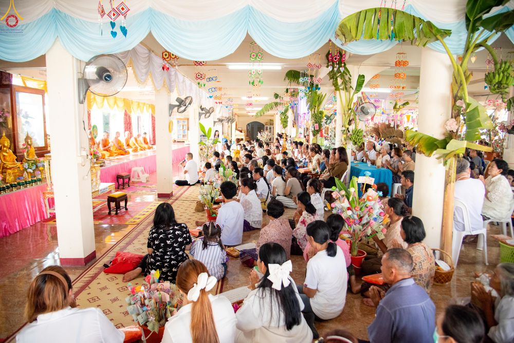 ภาพ No.283100:วันอาทิตย์ที่ 2 พฤศจิกายน​ พ.ศ.2568 พิธีทอดกฐินสามัคคีทั่วไทย 30,000 วัด  โดยคณะศิษยานุศิษย์ บูชาธรรม 81 ปี  หลวงพ่อธัมมชโย ณ วัดมหาโพธิ จ.ลพบุรี