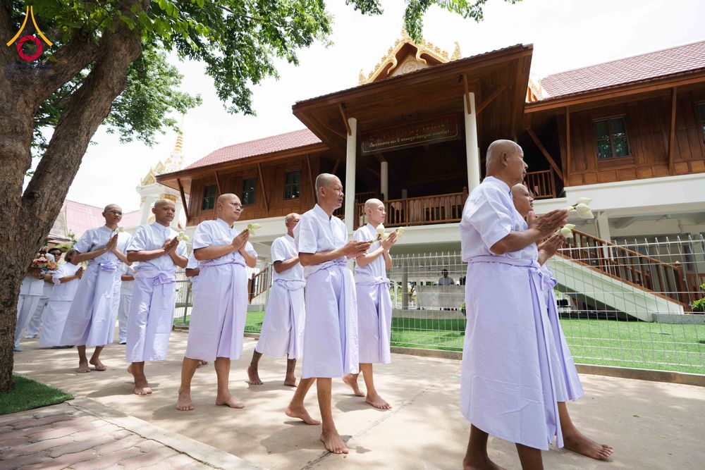 ภาพ No.341326:วันอาทิตย์ที่ 26 กรกฎาคม พ.ศ. 2569 ​โครงการอุปสมบทหมู่บูชาธรรมมหาปูชนียาจารย์ รุ่นที่ ๑ วัดกลางธนรินทร์ ต.บ้านแป้ง อ.พรหมบุรี จ.สิงห์บุรี