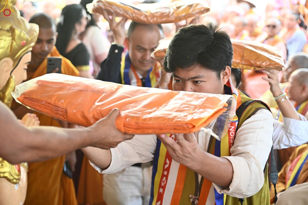 ภาพ No.284066:วันที่ 5 พฤศจิกายน พุทธศักราช 2568 กฐินสมทบวัดต่างประเทศ โดยคณะศิษยานุศิษย์ บูชาธรรม 81 ปี หลวงพ่อธัมมชโย ณ วัดพุทธนานาชาติเพื่อสวัสดิการสากล (Buddha International Welfare Mission)  เมืองพุทธคยา ประเทศอินเดีย