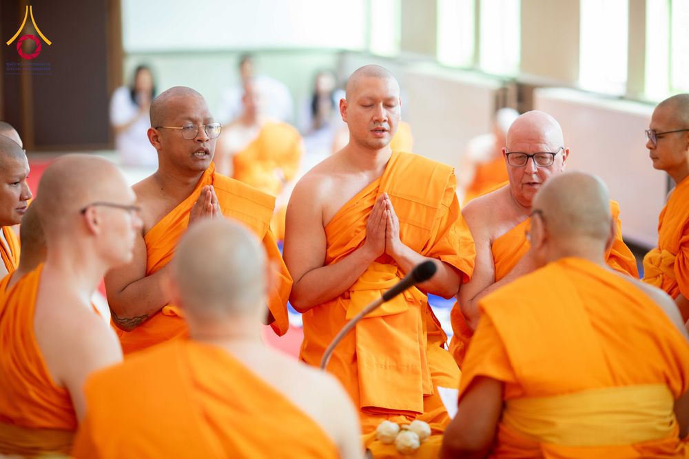 ภาพ No.336829:วันที่ 14 มิถุนายน พ.ศ. 2569 พิธีอุปสมบทธรรมทายาท นานาชาติยุโรปรุ่นที่ 11 เบลเยียม