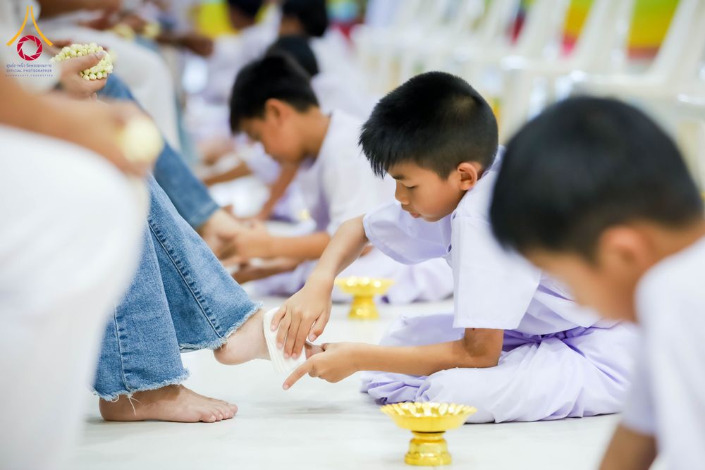 ภาพ No.317428:วันอาทิตย์ ที่ 29 มีนาคม พ.ศ.2569  พิธีปลงผม , พิธีขอขมามอบบาตรและผ้าไตร , พิธีบรรพชา ณ ศูนย์ปฏิบัติธรรมสมุทรปราการ จำนวน 42 รูป