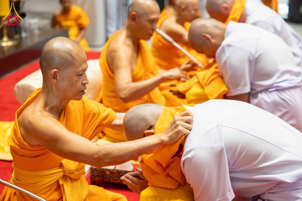 ภาพ No.321363:วันเสาร์ที่ 11 เมษายน พ.ศ.2569 พิธีขอบรรพชา พิธีขอสรณคมณ์และศีล, พิธีถวายบาตร พิธีอุปสมบท โครงการอุปสมบทหมู่ บูชาธรรมหลวงพ่อธัมมชโย พ.ศ.2569 โครงการอุปสมบทหมู่ธรรมทายาท ระดับอุดมศึกษา รุ่น 53 (ภาคฤดูร้อน) ณ วัดพระธรรมกาย ปทุมธานี