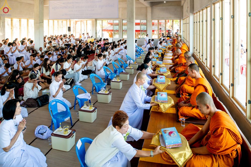 ภาพ No.288737:วันที่ 5 มกราคม พ.ศ. 2569 พิธีทอดผ้าป่าทำนุบำรุงศาสนสถาน ณ วัดศิลามูล อ.บางเลน จ.นครปฐม ในโครงการธรรมยาตรา กตัญญูบูชา มหาปูชนียาจารย์ พระมงคลเทพมุนี(สด จนฺทสโร) พระผู้ปราบมาร อนุสรณ์สถาน 7 แห่ง ปีที่ 14