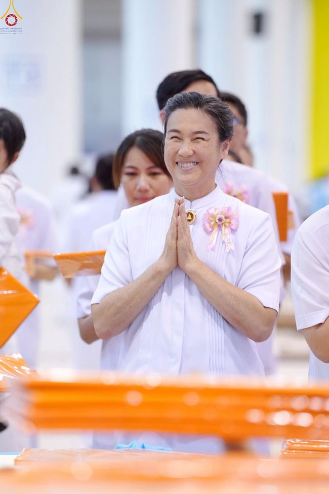 ภาพ No.244083:วันอาทิตย์ที่ 7 กันยายน พ.ศ. 2568 พิธีทอดผ้าป่าสมทบกฐินวัดพระธรรมกาย และสมทบกฐิน 30,000 วัดทั่วไทย ครั้งที่ 2 ณ ห้องแก้วสารพัดนึก 1 วัดพระธรรมกาย