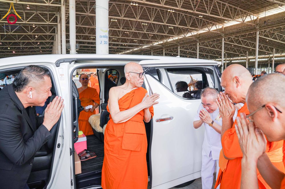 ภาพ No.316669:วันอาทิตย์ที่ 29 มีนาคม พ.ศ. 2569 พิธีทอดผ้าบังสุกุลและพิธีชำระร่าง โยมพ่อณรงค์ จินตมากุล  สิริอายุ 99 ปี 11 เดือน โยมบิดา พระครูปลัดรัตนวีรวัฒน์ (รังสฤษดิ์ อิทฺธิจินตโก) ที่ปรึกษาเจ้าคณะจังหวัดปทุมธานี เจ้าอาวาสวัดพระธรรมกาย  ณ ฌาปนสถานชั่วคราว ทางเข้า 