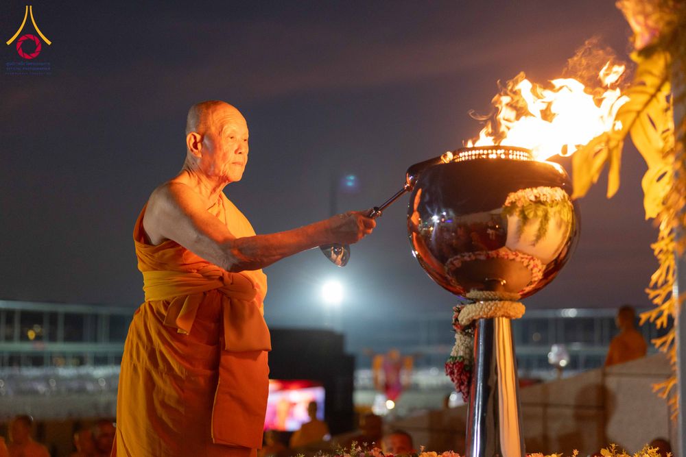 ภาพ No.312235:วันอังคารที่ 3 มีนาคม พ.ศ.2569 พิธีเวียนประทักษิณและจุดมาฆประทีป (ภาพชุดที่ 2) ณ ลานธรรมพระมหาธรรมกายเจดีย์ วัดพระธรรมกาย