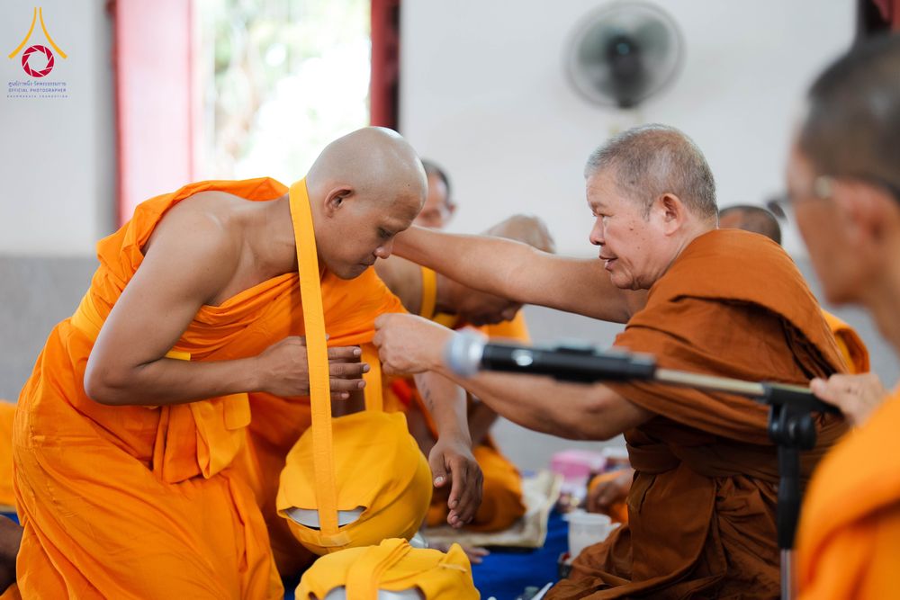 ภาพ No.341393:วันอาทิตย์ที่ 26 กรกฎาคม พ.ศ. 2569 ​โครงการอุปสมบทหมู่บูชาธรรมมหาปูชนียาจารย์ รุ่นที่ ๑ วัดกลางธนรินทร์ ต.บ้านแป้ง อ.พรหมบุรี จ.สิงห์บุรี