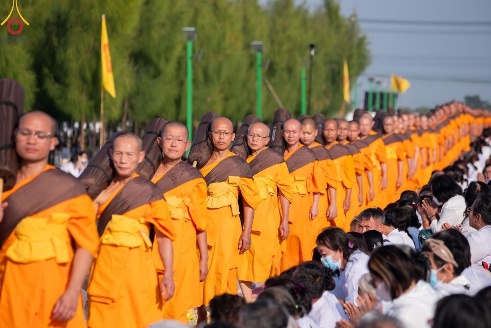 ภาพ No.198155:พิธีต้อนรับพระธรรมยาตรา ณ อนุสรณ์สถานลำดับที่ 5 สถานที่เผยแผ่วิชชาธรรมกายครั้งแรก อนุสรณ์สถานบางปลา วัดบางปลา อำเภอบางเลน จังหวัดนครปฐม ในโครงการธรรมยาตรา กตัญญูบูชา มหาปูชนียาจารย์ พระมงคลเทพมุนี(สด จนฺทสโร) พระผู้ปราบมาร ปีที่ 13 วัน 19 มกราคม พ.ศ.2568
