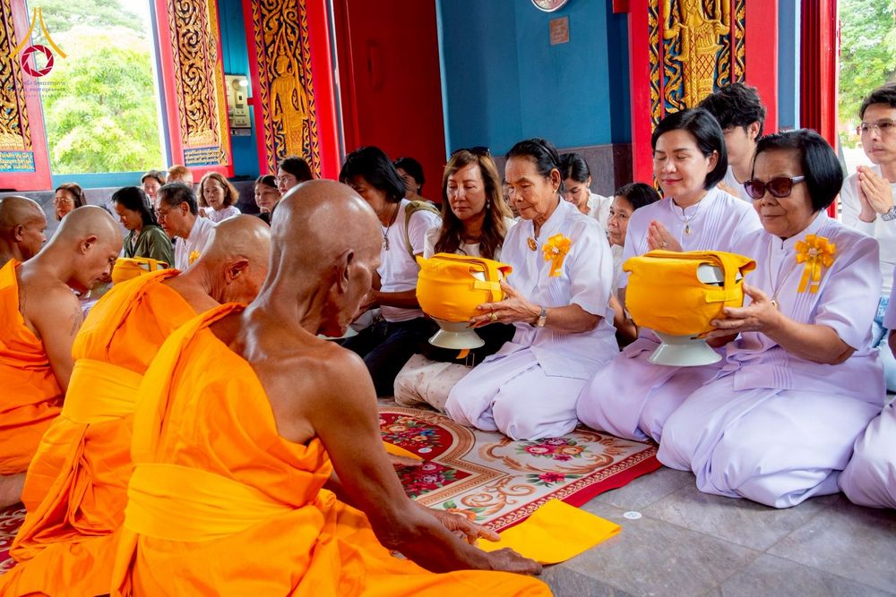 ภาพ No.276386:วันศุกร์ที่ 5 ธันวาคม 2568 (วันพ่อแห่งชาติ) พิธีบรรพชาอุปสมบทหมู่ธรรมทายาท จำนวน 14 รูป โครงการบรรพชาอุปสมบทหมู่ รุ่นบูชาธรรมมหาปูชนียาจารย์ ประจำปี 2568  ณ ศูนย์อบรมเยาวชนบางปะหัน จังหวัดพระนครศรีอยุธยา