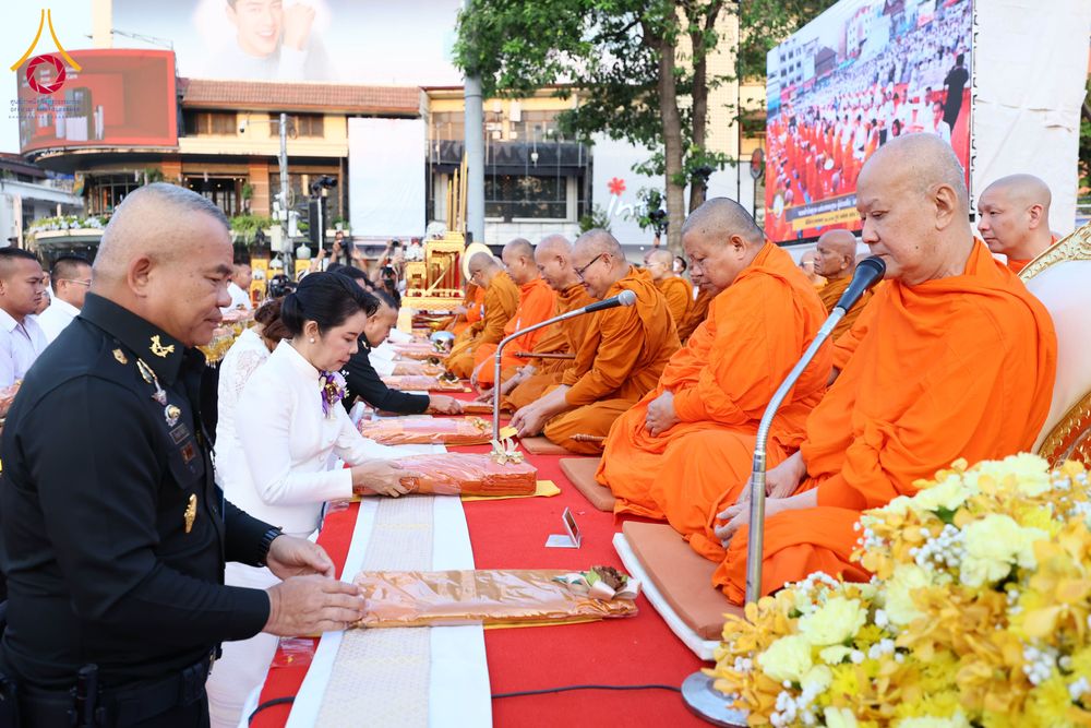 ภาพ No.312737:วันอาทิตย์ที่ 8 มีนาคม พ.ศ.2569 ทำบุญเมืองนครราชสีมา 558 ปี ตักบาตรพระ 10,000 รูป (ภาพชุดที่ 2)