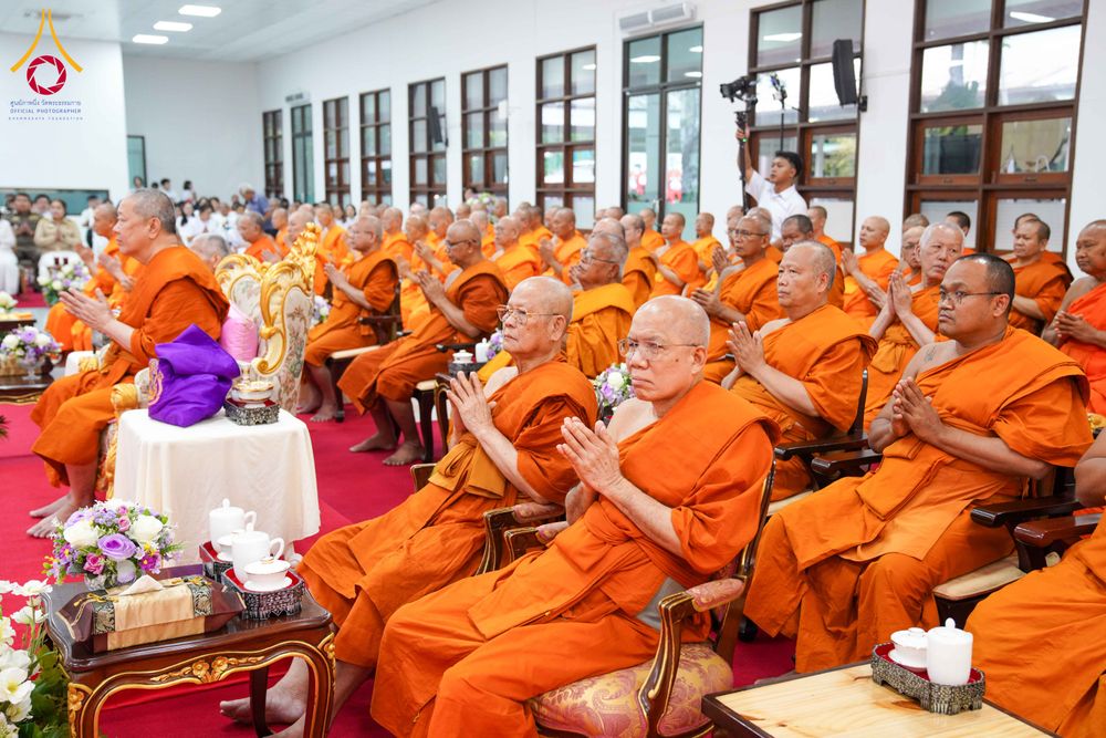 ภาพ No.315161:วันจันทร์ที่ 23 มีนาคม พ.ศ. 2569 พิธีบำเพ็ญกุศล คุณพ่อณรงค์ จินตมากุล  สิริอายุ 99 ปี 11 เดือน โยมบิดา พระครูปลัดรัตนวีรวัฒน์ (รังสฤษดิ์ อิทฺธิจินตโก) ที่ปรึกษาเจ้าคณะจังหวัดปทุมธานี เจ้าอาวาสวัดพระธรรมกาย  ณ ห้องปลูกศรัทธา 2 วัดพระธรรมกาย ปทุมธานี