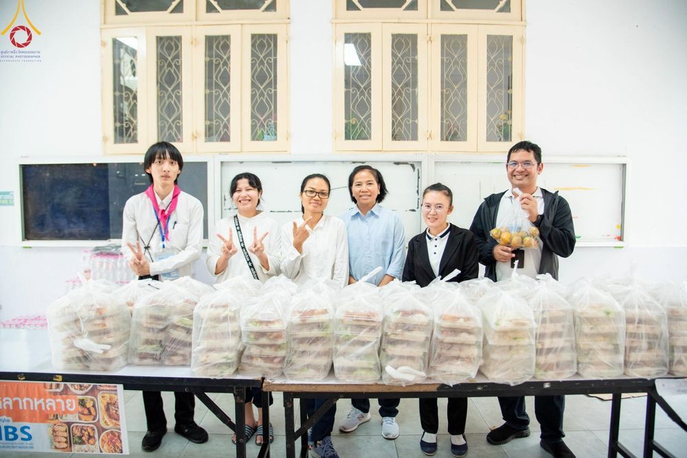 ภาพ No.184920:กิจกรรมวันรวมพลังเด็กดี V-Star ผู้นำฟื้นฟูศีลธรรมโลก กรุงเทพมหานคร ณ วัดมหาธาตุยุวราชรังสฤษฎิ์ราชวรมหาวิหาร กรุงเทพมหานคร ในวันที่ 13 ธันวาคม พ.ศ. 2567
