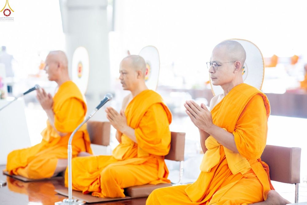ภาพ No.348177:วันที่ 10 กันยายน พ.ศ.2569 พิธีสวดพระพุทธมนต์ และถวายภัตตาหารเป็นสังฆทาน เนื่องในวันครบ 26 ปี วันคล้ายละสังขาร คุณยายอาจารย์มหารัตนอุบาสิกาจันทร์ ขนนกยูง ณ หอฉันคุณยายอาจารย์ฯ วัดพระธรรมกาย