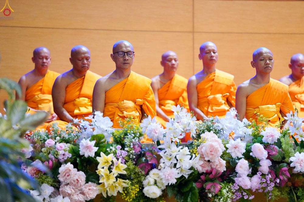 ภาพ No.331188:วันวิสาขบูชา อาทิตย์ที่ 31 พฤษภาคม พ.ศ.2569 พิธีปฏิบัติธรรม ณ ห้องแก้วสารพัดนึก 1  วัดพระธรรมกาย จังหวัดปทุมธานี