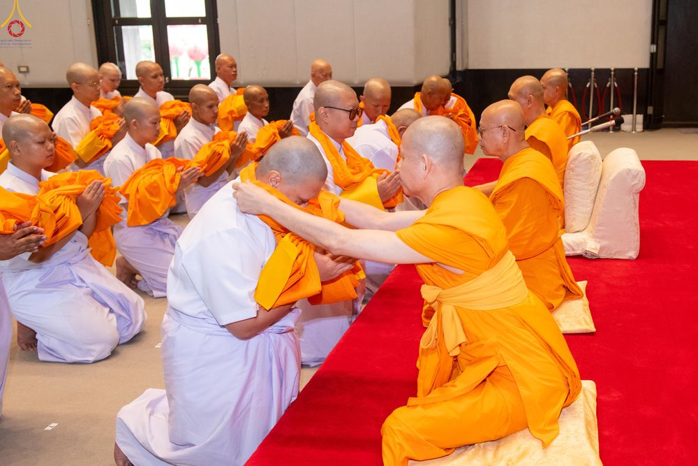 ภาพ No.335312:วันเสาร์ที่ 13 มิถุนายน พ.ศ.2569 พิธีขอบรรพชา , พิธีขอสรณคมน์และศีล , พิธีถวายบาตร , พิธีอุปสมบท โครงการอุปสมบทหมู่ผู้บริหาร รุ่นที่ 16 , โครงการอุปสมบทหมู่ธรรมทายาท  ระดับอุดมศึกษา รุ่นที่ 53 (ภาคฤดูฝน) ณ โบสถ์พระไตรปิฏก วัดพระธรรมกาย