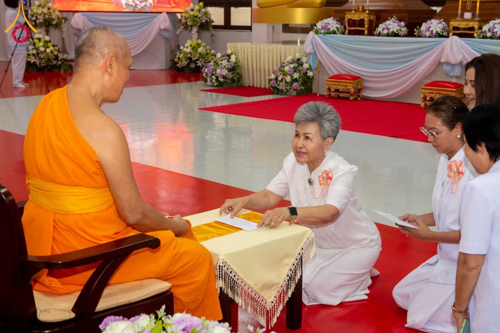 ภาพ No.316184:วันเสาร์ที่ 28 มีนาคม พ.ศ. 2569 พิธีบำเพ็ญกุศล คุณพ่อณรงค์ จินตมากุล  สิริอายุ 99 ปี 11 เดือน โยมบิดา พระครูปลัดรัตนวีรวัฒน์ (รังสฤษดิ์ อิทฺธิจินตโก) ที่ปรึกษาเจ้าคณะจังหวัดปทุมธานี เจ้าอาวาสวัดพระธรรมกาย  ณ ห้องปลูกศรัทธา 2 วัดพระธรรมกาย ปทุมธานี