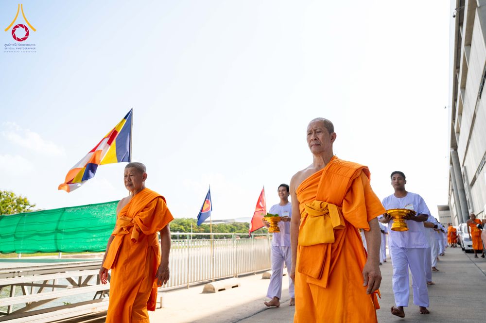 ภาพ No.339734:วันที่ 19 กรกฎาคม พ.ศ.2569 พิธีตัดปอยผม โครงการบวชพระนานาชาติ AEC และ WAB รุ่นที่ 10 THE AEC & INTERNATIONAL ORDINATION PROGRAM ณ มหารัตนวิหารคด 30 วัดพระธรรมกาย ปทุมธานี