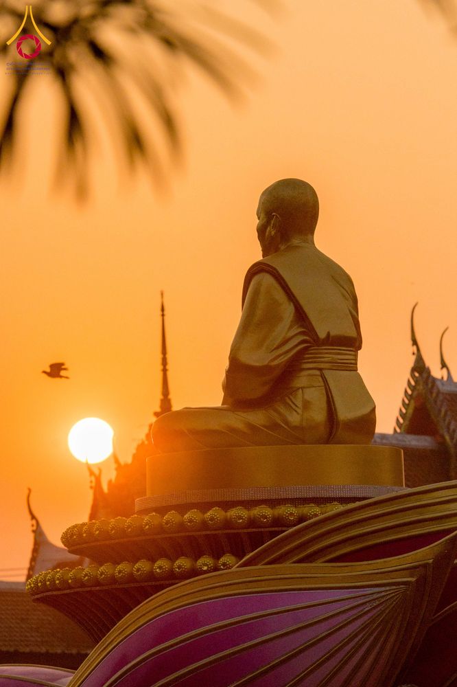 ภาพ No.297339:วันที่ 15 มกราคม พ.ศ.2569 พระธรรมยาตราปฏิบัติธรรมและถ่ายภาพหมู่ประวัติศาสตร์ อนุสรณ์สถานลำดับที่ 4 สถานที่เกิดด้วยกายธรรม  ณ วัดโบสถ์บน ต.บางคูเวียง จ.นนทบุรี ในโครงการธรรมยาตรา กตัญญูบูชา มหาปูชนียาจารย์ พระมงคลเทพมุนี(สด จนฺทสโร) พระผู้ปราบมาร อนุสรณ์ส