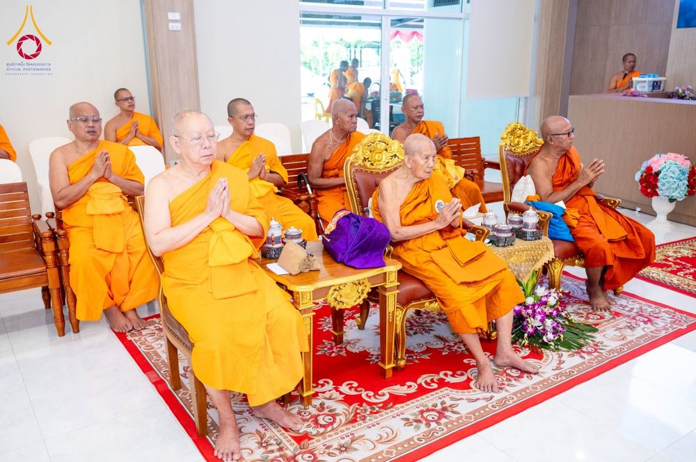 ภาพ No.156275:พิธีถวายสังฆทานแด่คณะสงฆ์ 323 วัด 4 จังหวัดชายแดนภาคใต้ ปีที่ 20 ครั้งที่ 173 พิธีมอบกองทุนหนุนแรงใจช่วยครูใต้ ปีที่ 17 ครั้งที่ 137 วันเสาร์ที่ 21 กันยายน พ.ศ.2567 ณ ศูนย์ปฏิบัติธรรมภาคใต้ อ.บางกล่ำ จ.สงขลา