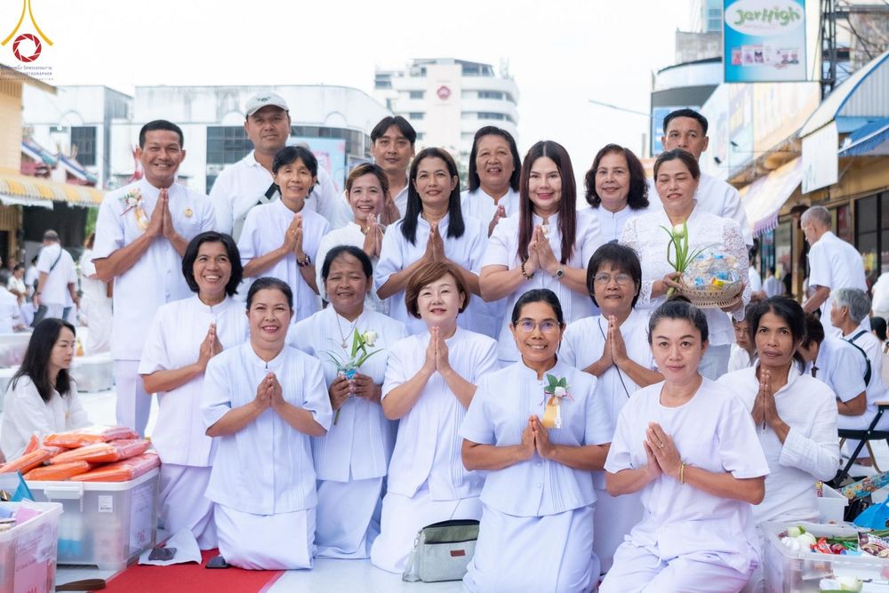 ภาพ No.151694:V.55 ทีมใหญ่ที่หาดใหญ่ เจ้าหน้าที่ทุกสถานะ หลายสัญชาติ ร่วมกันจัดงานตักบาตรที่หาดใหญ่ วันที่ 10-11 สิงหาคม พ.ศ. 2567