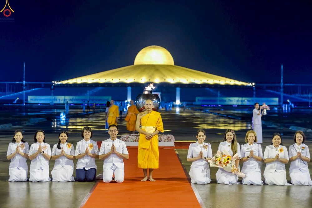 ภาพ No.244468:วันที่ 7 กันยายน พ.ศ. 2568 พิธีฉลองชัยสวดมนต์บทธัมมจักกัปปวัตตนสูตร 7,681,108,108 จบ ณ มหารัตนวิหารคด วัดพระธรรมกาย