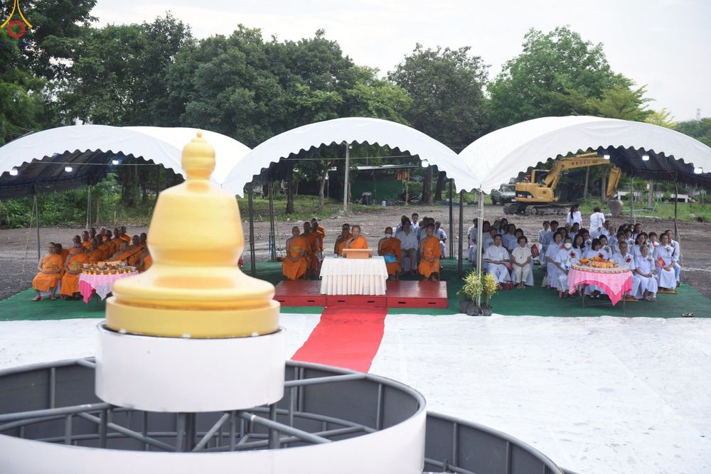 ภาพ No.246917:วันอาทิตย์ที่ 14 กันยายน พ.ศ. 2568 พิธีทอดผ้าป่า ซื้อดิน ปรับพื้นที่ลานธรรม  และพิธีกลั่นแผ่นดิน โปรยทราย สถาปนาองค์พระเจดีย์ เพื่อสร้างสันติภาพโลก  ณ ศูนย์ปฏิบัติธรรมสระบุรี อ.พระพุทธบาท จ.สระบุรี