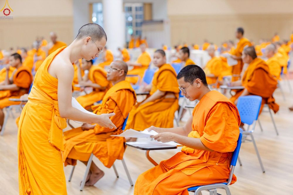 ภาพ No.249659:วันที่ 1 ตุลาคม พ.ศ. 2568 การสอบธรรมสนามหลวง นักธรรมชั้นตรี อำเภอคลองหลวง จังหวัดปทุมธานี ณ ห้องแก้วสารพัดนึก 2 วัดพระธรรมกาย