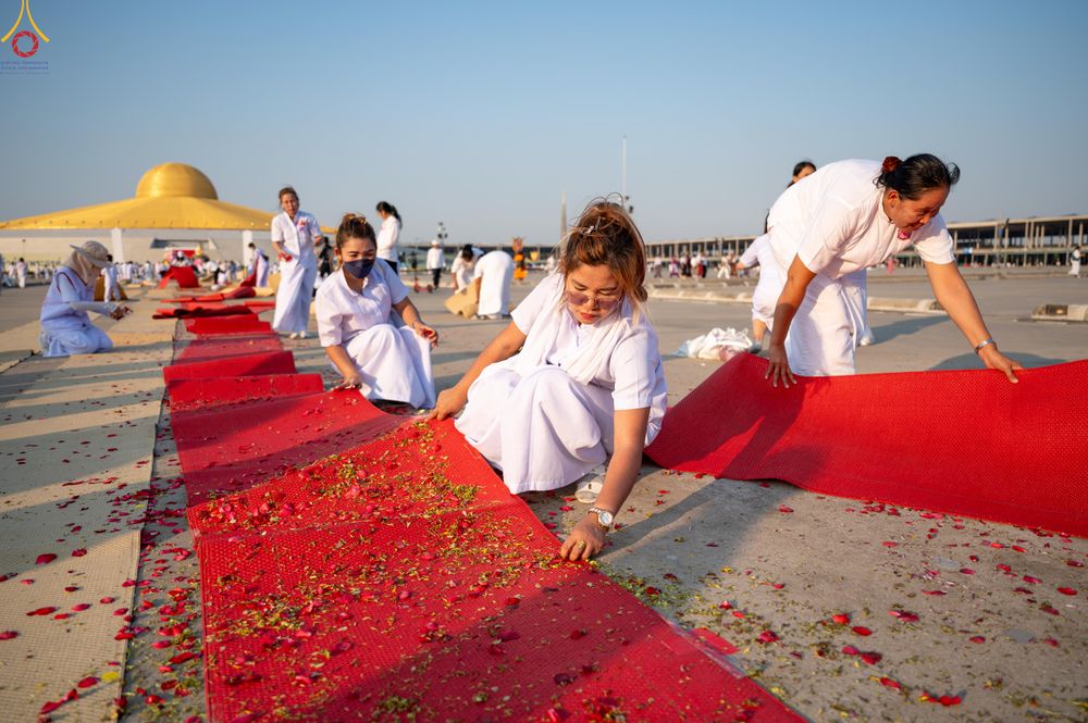 ภาพ No.306079:วันที่ 25 มกราคม พ.ศ. 2569 พิธีต้อนรับพระธรรมยาตรา วัดพระธรรมกาย(ภาพชุดที่ 4) ในโครงการธรรมยาตรา กตัญญูบูชา มหาปูชนียาจารย์ พระมงคลเทพมุนี(สด จนฺทสโร) พระผู้ปราบมาร อนุสรณ์สถาน 7 แห่ง ปีที่ 14