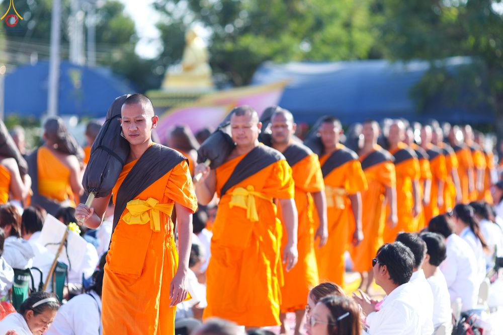 ภาพ No.292954:วันที่ 11 มกราคม พ.ศ. 2569 พิธีต้อนรับพระธรรมยาตรา ณ อนุสรณ์สถานลำดับที่ 3 (ภาพชุดที่ 2) สถานที่เกิดในเพศสมณะ วัดสองพี่น้อง อำเภอสองพี่น้อง จังหวัดสุพรรณบุรี ในโครงการธรรมยาตรา กตัญญูบูชา มหาปูชนียาจารย์ พระมงคลเทพมุนี(สด จนฺทสโร) พระผู้ปราบมาร อนุสรณ์สถ