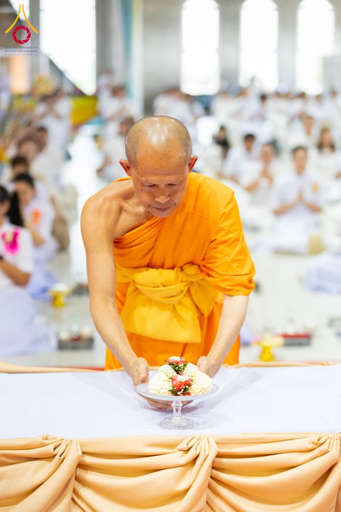 ภาพ No.315683:วันอาทิตย์ ที่ 22 มีนาคม พ.ศ. 2569 พิธีทอดผ้าป่าฉลองพระประธาน พิธีประดิษฐานพระบรมสารีริกธาตุในองค์พระประธาน พิธีจารึกชื่อบรรจุในแผ่นฌาน ณ ศูนย์ปฏิบัติธรรมสมุทรปราการ (บางบ่อ)