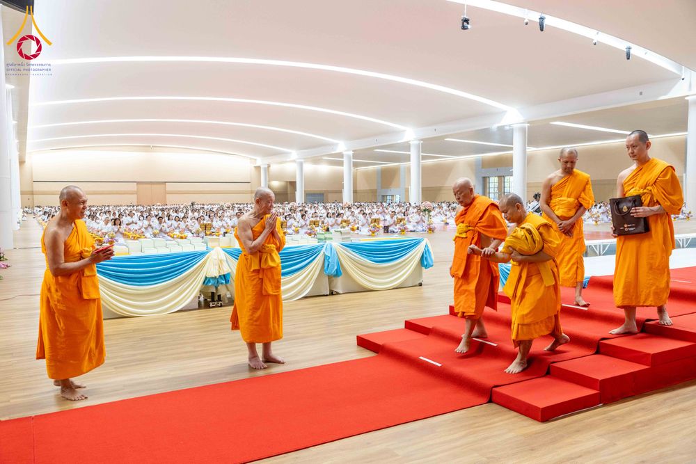 ภาพ No.310617:วันอาทิตย์ที่ 22 กุมภาพันธ์ พ.ศ. 2569 พิธีมุทิตาสักการะในโอกาสอายุวัฒนะมงคล 80 ปี พระพรหมวชิรปัญญาจารย์ (ทองดี สุรเตโช ป.ธ.9) ณ ห้องแก้วสารพัดนึก 2 วัดพระธรรมกาย จ.ปทุมธานี