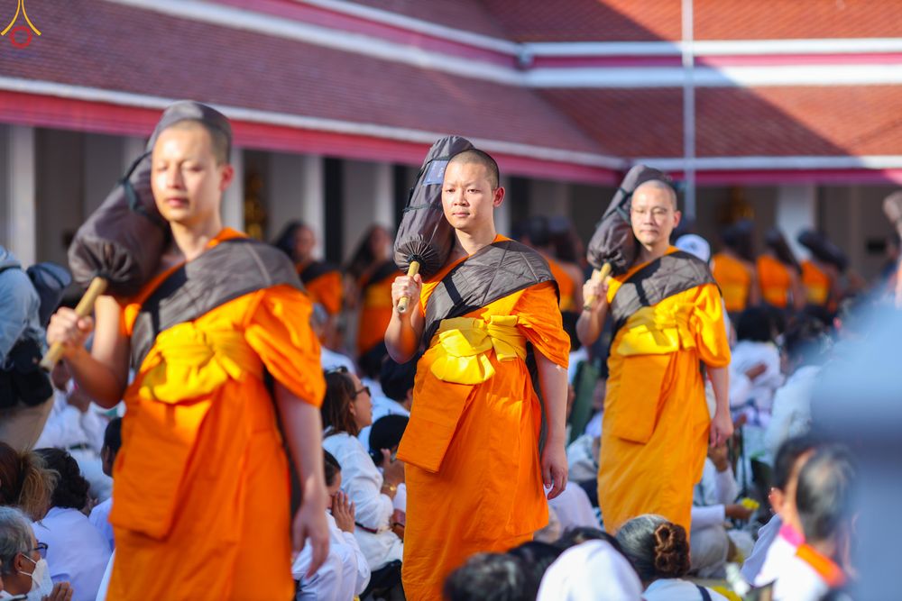 ภาพ No.293031:วันที่ 11 มกราคม พ.ศ. 2569 พิธีต้อนรับพระธรรมยาตรา ณ อนุสรณ์สถานลำดับที่ 3 (ภาพชุดที่ 2) สถานที่เกิดในเพศสมณะ วัดสองพี่น้อง อำเภอสองพี่น้อง จังหวัดสุพรรณบุรี ในโครงการธรรมยาตรา กตัญญูบูชา มหาปูชนียาจารย์ พระมงคลเทพมุนี(สด จนฺทสโร) พระผู้ปราบมาร อนุสรณ์สถ