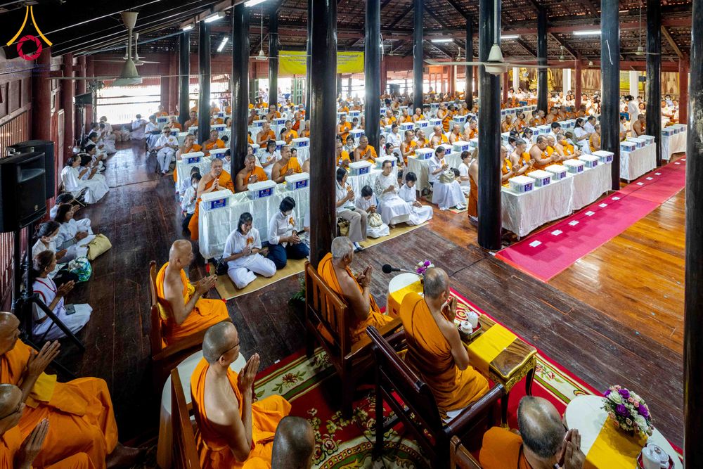 ภาพ No.303362:วันที่ 23 มกราคม พ.ศ. 2569 พิธีเจริญพุทธมนต์ปฏิบัติธรรม มอบทุนการศึกษา  ถวายสังฆทาน 109 วัด เพื่อถวายเป็นพุทธบูชา เพื่อขับเคลื่อนโครงการหมู่บ้านรักษาศีล 5 โดยคณะสงฆ์จังหวัดนครปฐม คณะศิษยานุศิษย์วัดพระธรรมกาย โครงการธรรมยาตรา ปีที่ 14 ณ วัดบางปลา อำเภอบาง