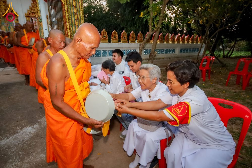 ภาพ No.285445:วันเสาร์ที่ 6 ธันวาคม พ.ศ.2568  พิธีอุปสมบทหมู่ ธรรมทายาท รุ่นบูชาธรรมมหาปูชนียาจารย์ ประจำปี 2568  ณ วัดเกาะแก้วประชานุรักษ์ ต.ชัยนาม อ.วังทอง จ.พิษณุโลก