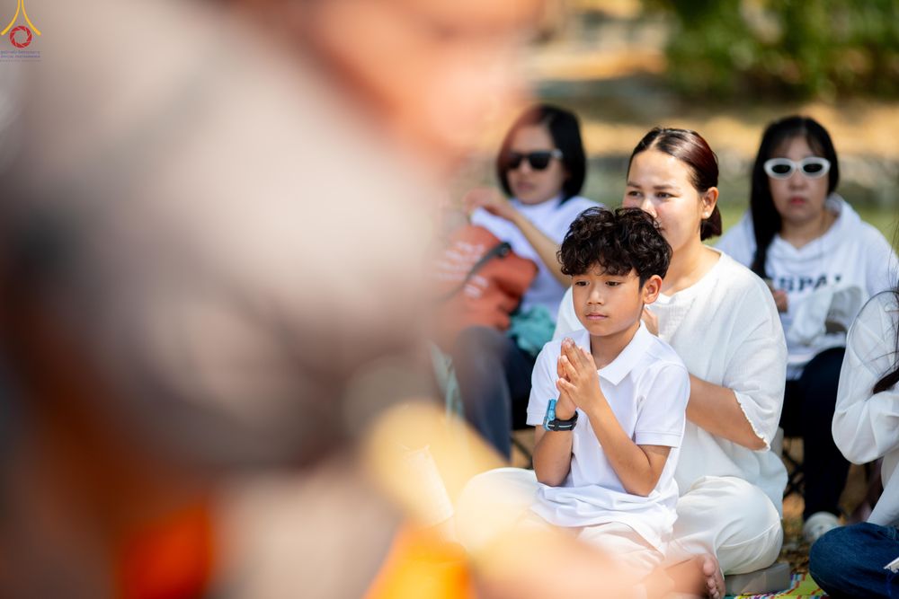 ภาพ No.304730:วันที่ 25 มกราคม พ.ศ. 2569 พิธีต้อนรับพระธรรมยาตรา (ภาพชุดที่ 2) รร.สามัคคีราษฏร์บำรุง-วัดพระธรรมกาย ในโครงการธรรมยาตรา กตัญญูบูชา มหาปูชนียาจารย์ พระมงคลเทพมุนี(สด จนฺทสโร) พระผู้ปราบมาร อนุสรณ์สถาน 7 แห่ง ปีที่ 14