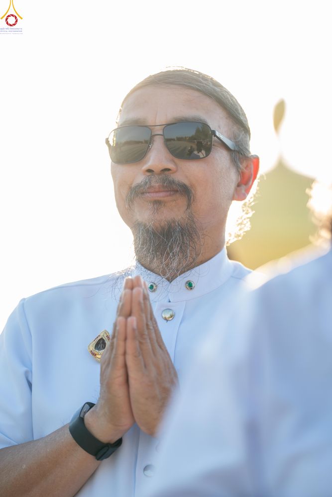 ภาพ No.301973:วันที่ 23 มกราคม พ.ศ. 2569 พิธีจุดประทีปธรรมถวายเป็นพุทธบูชา และบูชาธรรมมหาปูชนียาจารย์  ณ อนุสรณ์สถานลำดับที่ 5 สถานที่เผยแผ่วิชชาธรรมกายครั้งแรก อนุสรณ์สถานบางปลา วัดบางปลา อำเภอบางเลน จังหวัดนครปฐม ในโครงการธรรมยาตรา กตัญญูบูชา มหาปูชนียาจารย์ พระมงคล