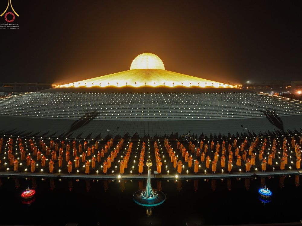 ภาพ No.75352:พิธีจุดประทีปถวายเป็นพุทธบูชา และบูชาธรรมมหาปูชนียาจารย์ ในโครงการธรรมยาตรากตัญญูบูชา มหาปูชนียาจารย์ พระมงคลเทพมุนี(สด จนฺทสโร) พระผู้ปราบมาร ปีที่ 11 ณ อนุสรณ์สถานลำดับที่ 7 สถานที่ขยายวิชชาธรรมกาย วัดพระธรรมกาย จ.ปทุมธานี วันที่ 31 มกราคม พ.ศ. 2566