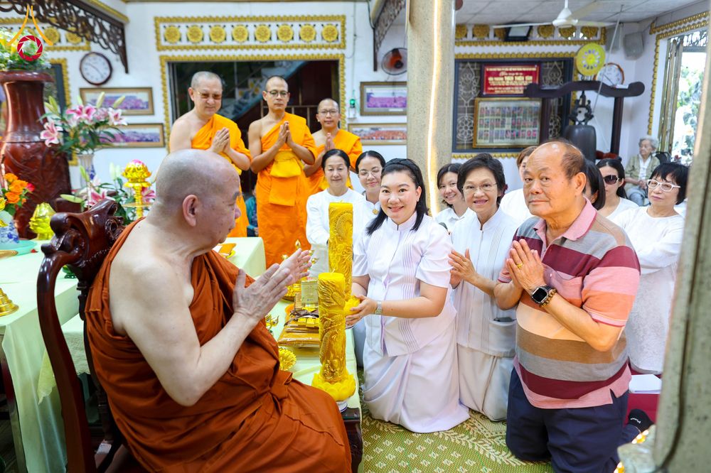 ภาพ No.344578:วันที่ 8-11 สิงหาคม พ.ศ.2569 “ประเพณีเข้าพรรษา เชื่อมพระพุทธศาสนาสองแผ่นดิน” ถวายเทียนพรรษา 9 วัด ณ นครโฮจิมินห์ สาธารณรัฐสังคมนิยมเวียดนาม