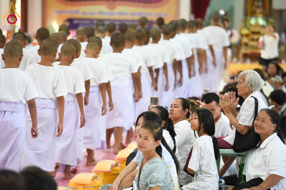 ภาพ No.318768:วันศุกร์ที่ 3 เมษายน พ.ศ.2569  บรรพชาสามเณรภาคฤดูร้อน ประจำปี 2569 (ปิดเทอมเติมธรรม) บูชาธรรม 82 ปี หลวงพ่อธัมมชโย  ณ วัดพระพุทธบาทราชวรมหาวิหาร อ.พระพุทธบาท จ.สระบุรี