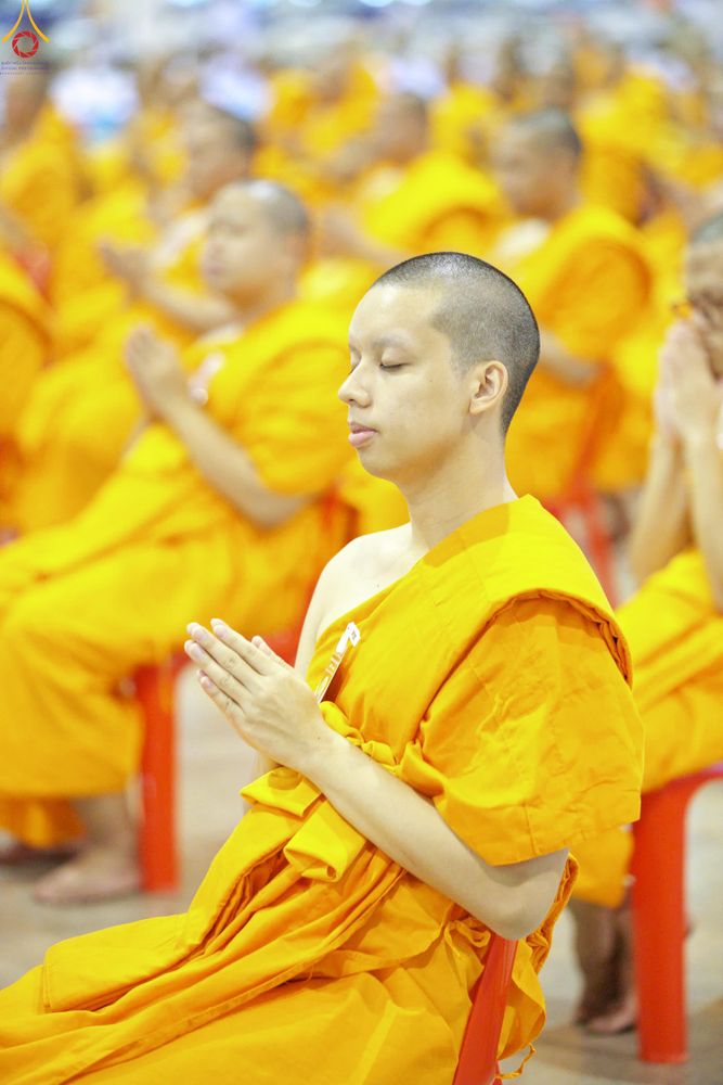 ภาพ No.337932:วันอาทิตย์ต้นเดือน 5 กรกฎาคม พ.ศ.2569 พิธีบูชาข้าวพระ ณ สภาธรรมกายสากล วัดพระธรรมกาย