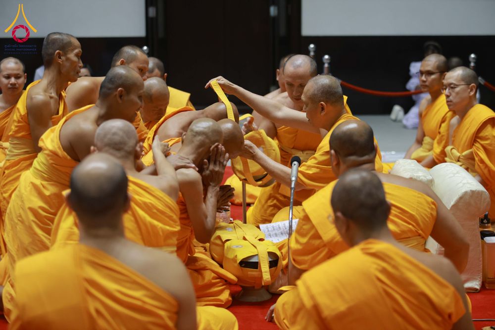 ภาพ No.321472:วันเสาร์ที่ 11 เมษายน พ.ศ.2569 พิธีขอบรรพชา พิธีขอสรณคมณ์และศีล, พิธีถวายบาตร พิธีอุปสมบท โครงการอุปสมบทหมู่ บูชาธรรมหลวงพ่อธัมมชโย พ.ศ.2569 โครงการอุปสมบทหมู่ธรรมทายาท ระดับอุดมศึกษา รุ่น 53 (ภาคฤดูร้อน) ณ วัดพระธรรมกาย ปทุมธานี