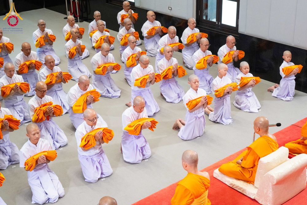 ภาพ No.286585:วันเสาร์ที่ 12 กรกฏาคม พ.ศ.2568 พิธีบรรพชาอุปสมบท  โครงการบรรพชาอุปสมบทหมู่ ธรรมทายาทนานาชาติ(ภาคภาษาจีน), โครงการบรรพชาสามเณร โรงเรียนนานาชาติ รุ่นที 14